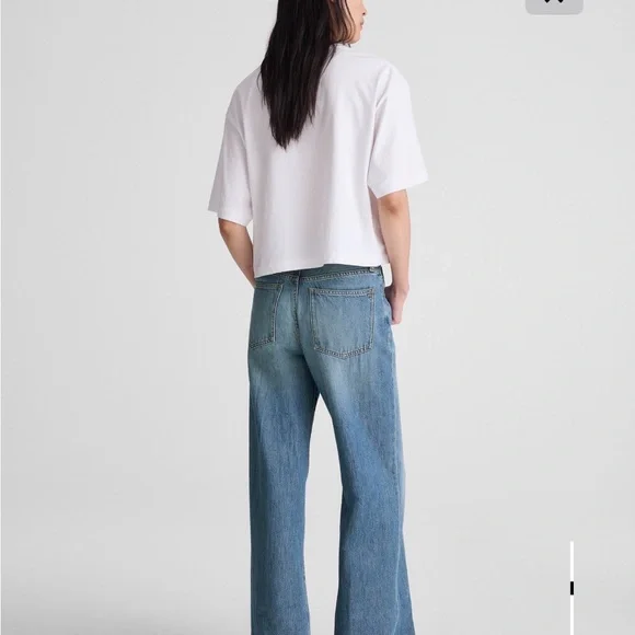 Madewell Ultimate Wide Leg Jean in Airy Denim - Picture 3 of 8